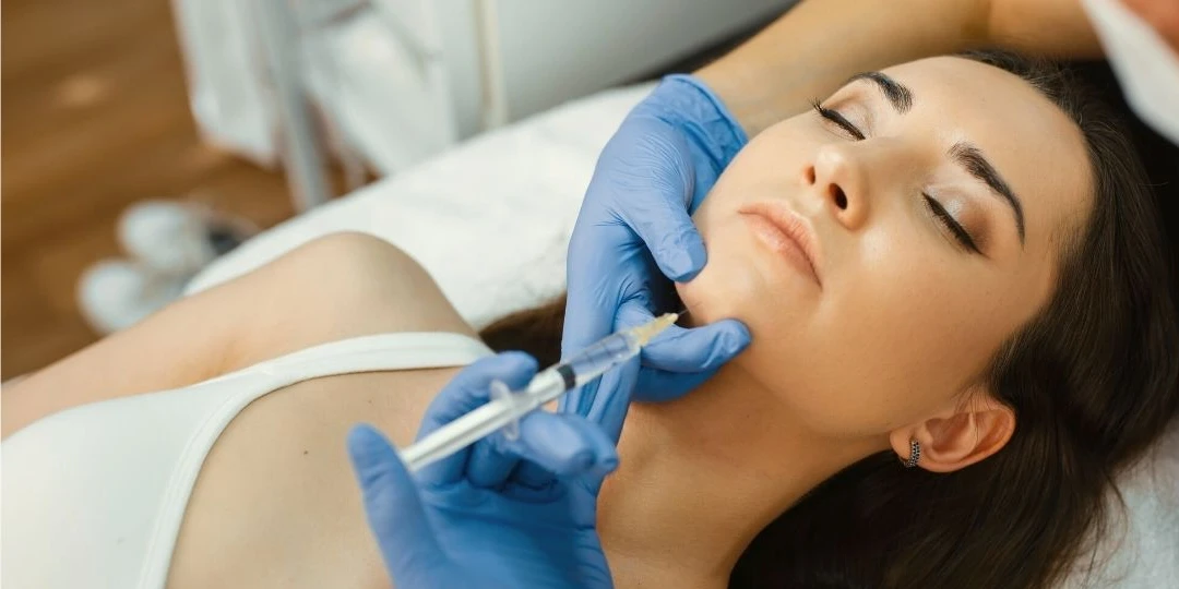 Procedimiento de aumento de mentón con ácido hialurónico en Valencia